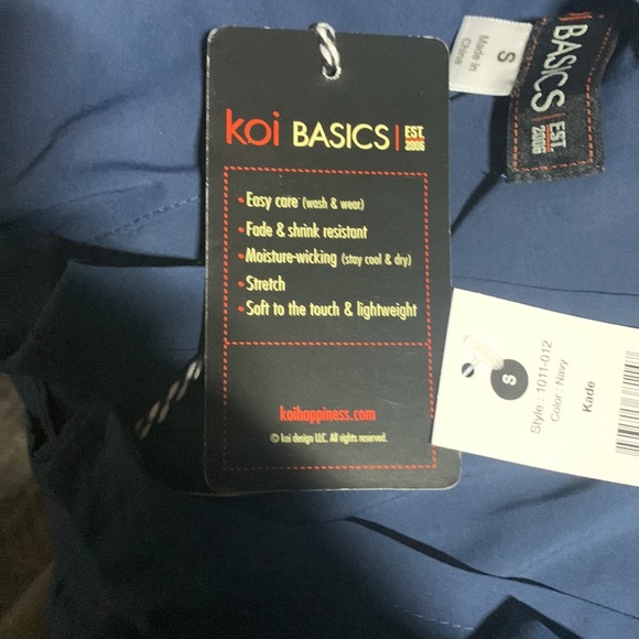 Women Scrub Top - Picture 2 of 3